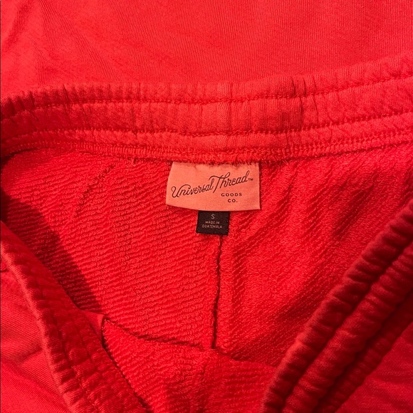 Universal Thread Shorts - Picture 3 of 3